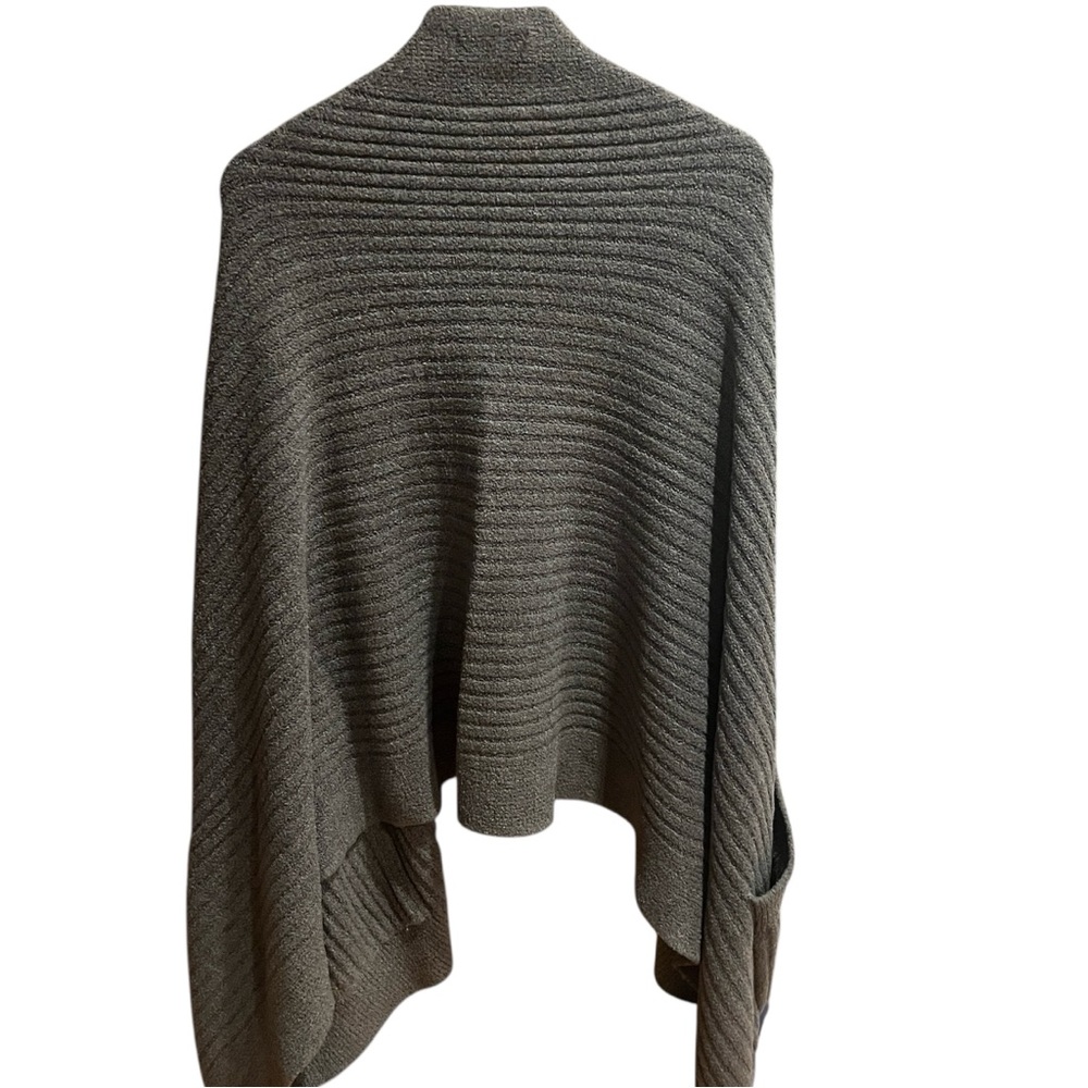 Barefoot Dreams CozyChic Lite Travel Shawl O/S Charcoal - Picture 4 of 8